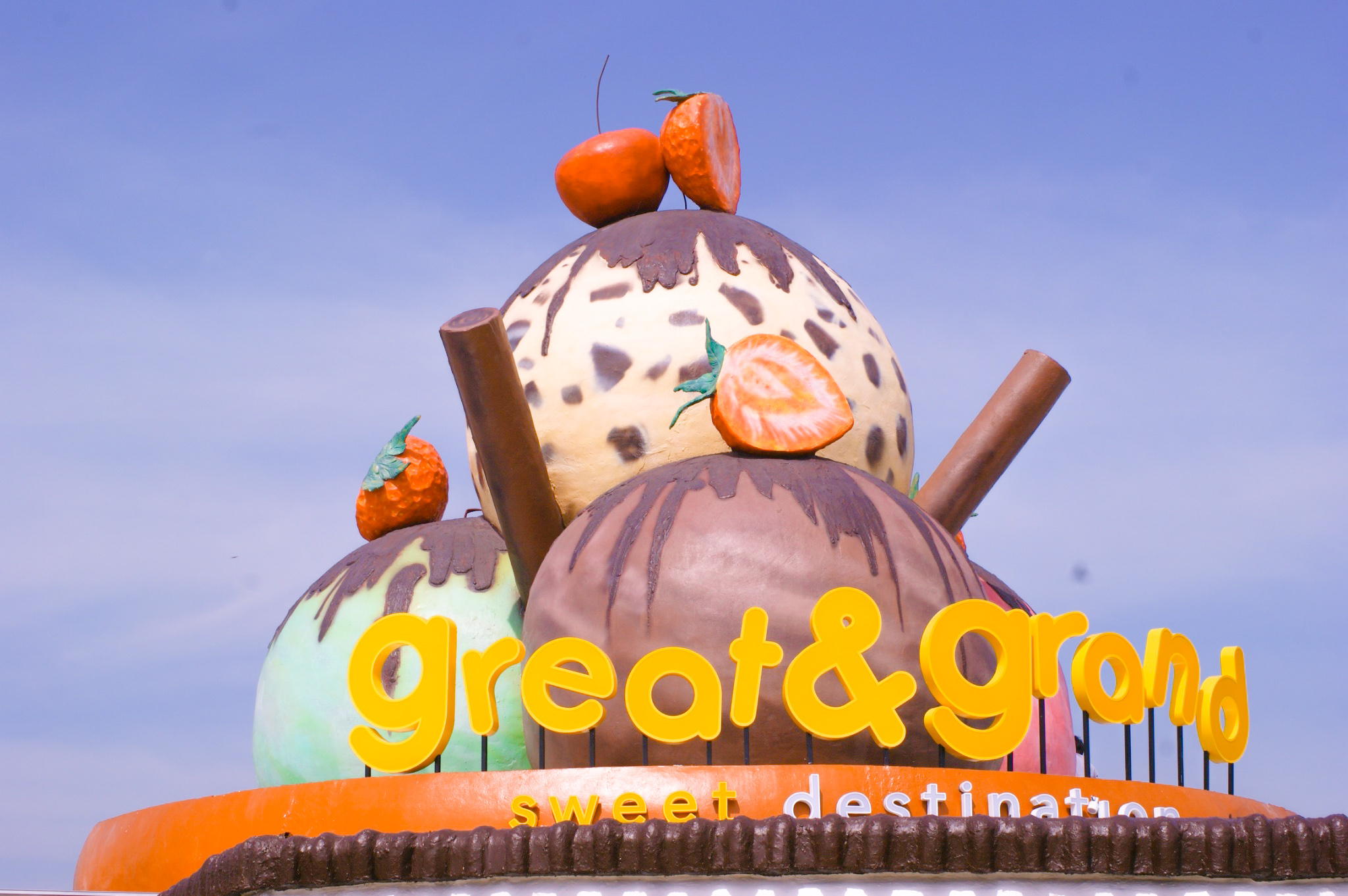 Great & grand sweet destination, cafe icecream,คาเฟ่พัทยา ,ไอศกรีมยักษ์ ,ร้านเปิดใหม่พัทยา