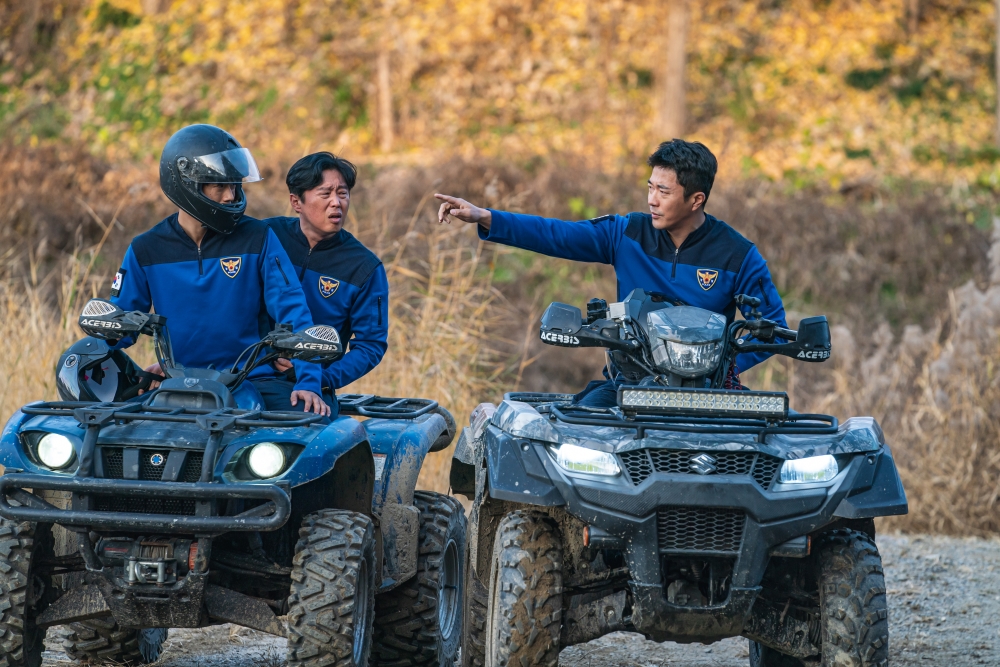 ควอนซังอู รับบทเป็น ฮันดูจิน ในซีรีส์ Han River Police